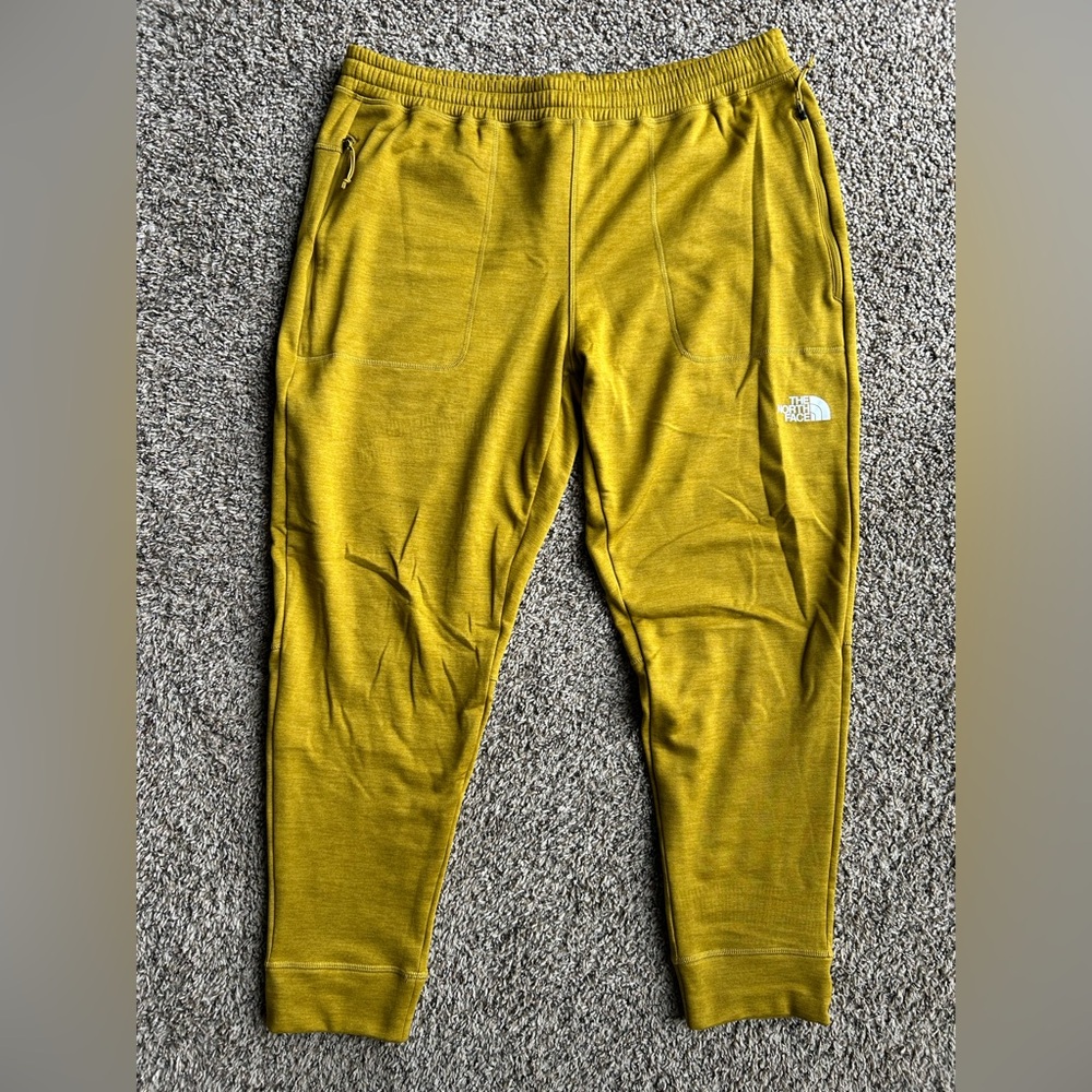 The North Face Men's L Yellow Jogger Sweat Pants